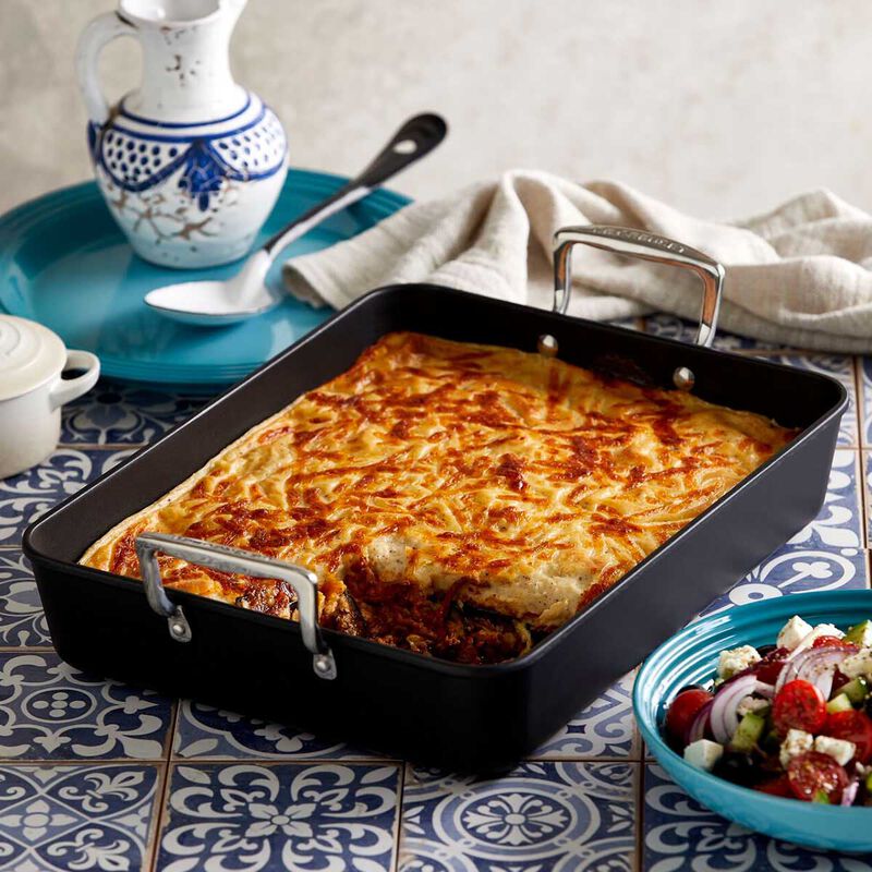 Le Creuset Toughened Non-Stick Rectangular Roaster 35cm image number 1
